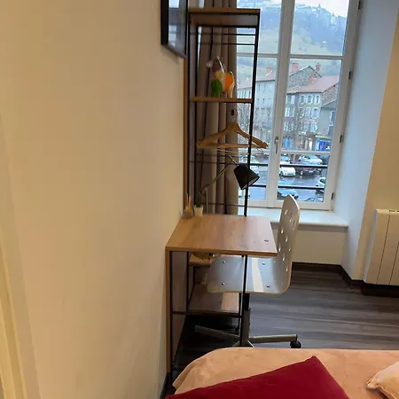 Apartament La Maison De Jean Saint-Flour (Cantal)
